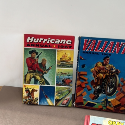 379 - Collection of 9 vintage comic annuals, including 