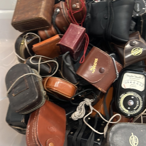 397 - Collection of vintage light meters and accessories in leather cases, including Weston brand, stored ... 