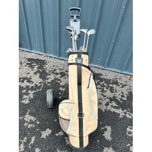 292 - 1 x set golf clubs and trolley- including Taylor made and vantage