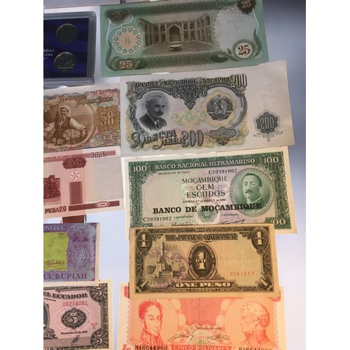 181 - Quantity of World Bank notes to include Iraq, Yugoslavia, Bolivia Ecuador, Japanese Government 1 Pes... 