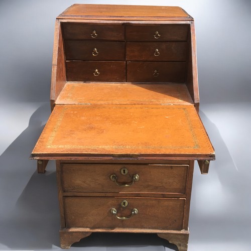 356 - 19th Century Oak Clerks/Ladies Bureau of Small Size, having 4 Graduating Drawers, and 6 Internal Dra... 