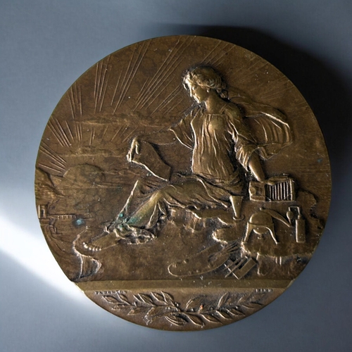 432 - Art Nouveau bronze medal.Inscribed 