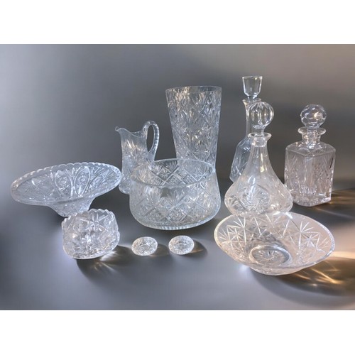 95 - Quality Crystal Glass Etched and Cut Some Moulded. Large Heavy Star Cut Vase (Crown Mark to base), H... 