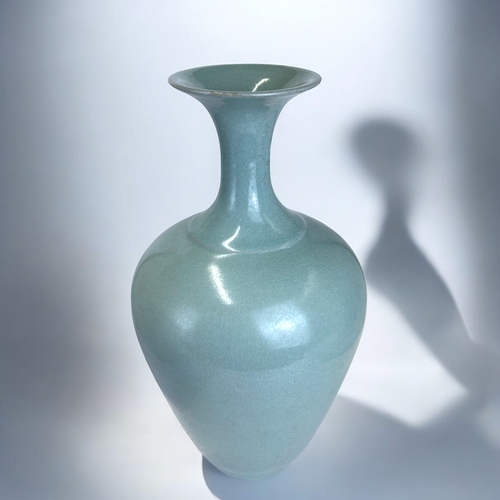 1 - A Chinese monochrome 'Ru type' pottery vase.With crackle, 'sky blue' glaze. 19thcIn the Song, Ru war... 