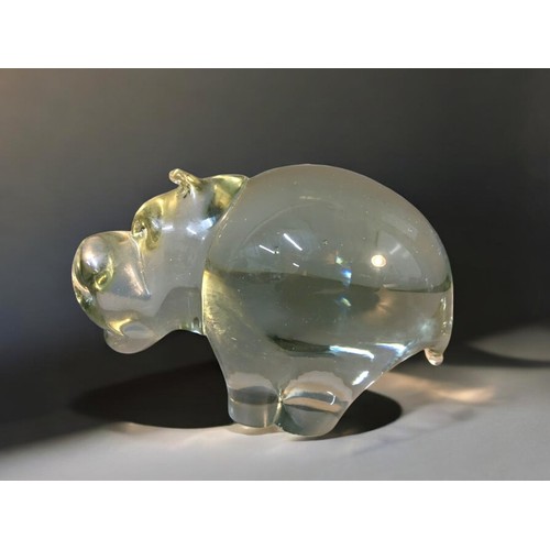 62 - Mid Century Ngwenya Glass Animal paperweight Group, 2 x Rhino 1 x Hippo.