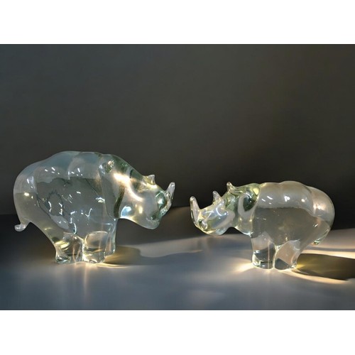 62 - Mid Century Ngwenya Glass Animal paperweight Group, 2 x Rhino 1 x Hippo.