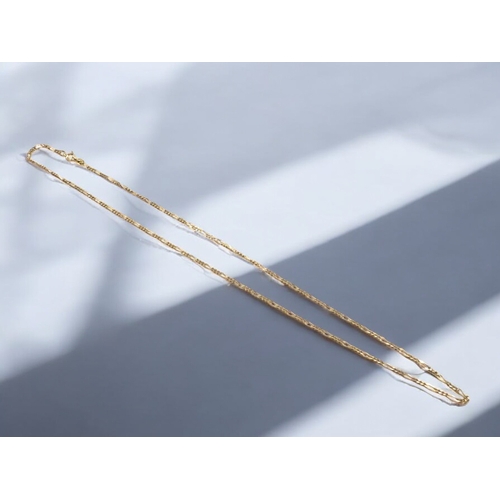 538 - A ladies 14ct Gold Figaro chain.Length - 46cmWeight - 3.6g