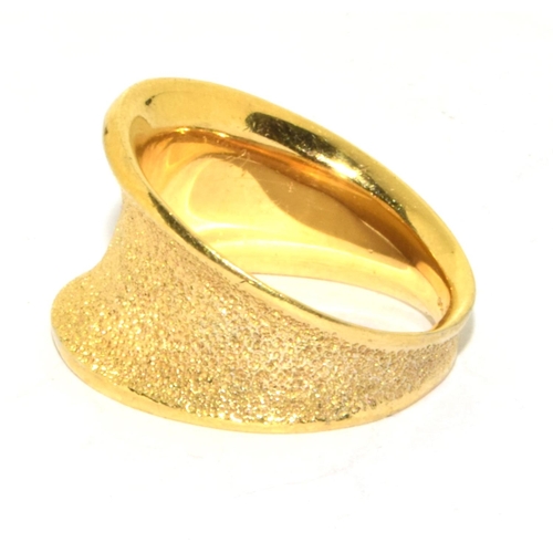 42 - 925 silver gilt saddle design ring size T