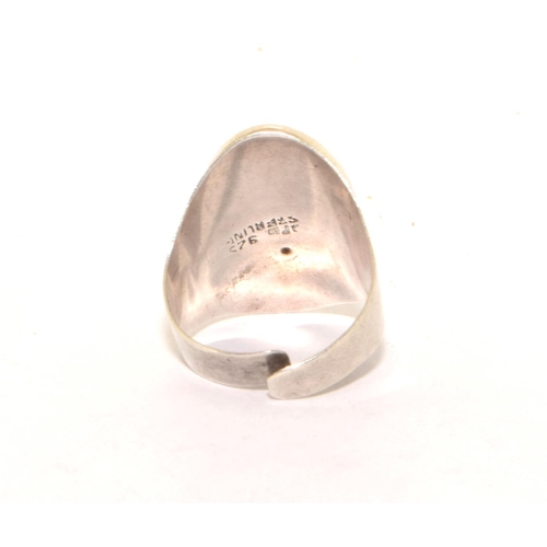 252 - 925 silver gents Jet oval adjustable size signet ring size T