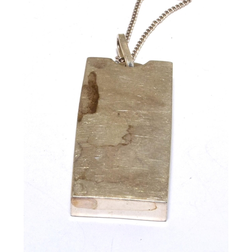 259 - 925 silver fully hallmarked ingot pendant and neck chain 