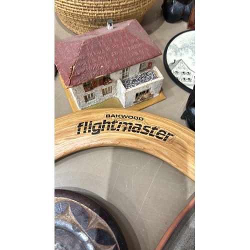 393 - Mixed lot featuring Bakwood Flightmaster wooden item, model house, vintage car wall art, and framed ... 