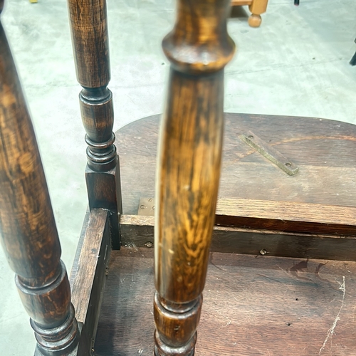 80 - Victorian oak drop-leaf table with turned legs.