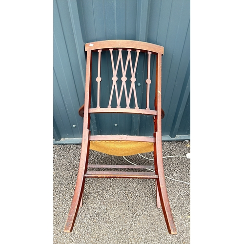 91 - Antique wood chair, vintage floor lamp, and tapestry fire screen. Fire screen features floral cross-... 