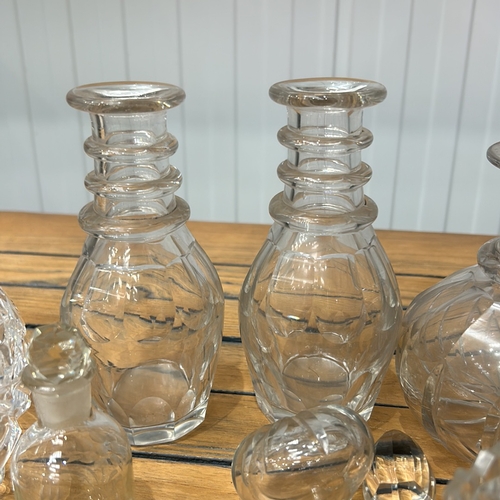 329 - a Pair of Georgian mushroom top, 3 ring Decanters with Set of clear and cut crystal glassware, featu... 