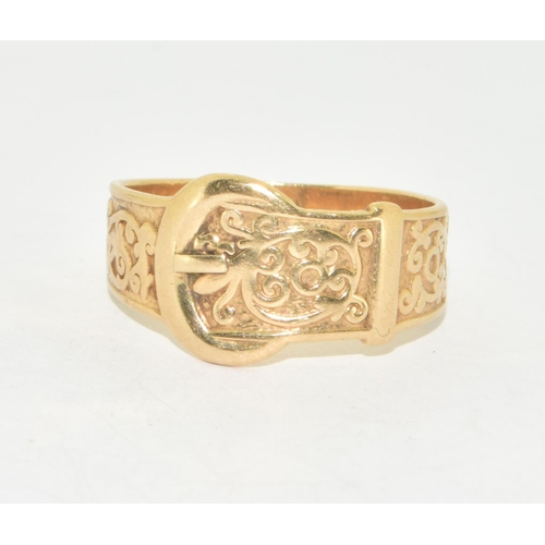 196 - 9ct gold gents buckle signet ring 3.6g size Q