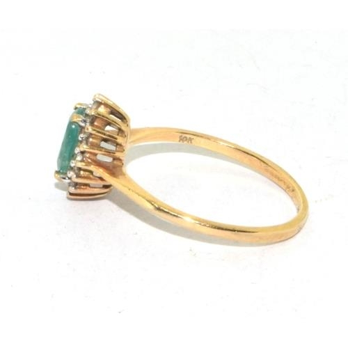 118 - 9ct gold ladies Emerald halo cluster ring size O