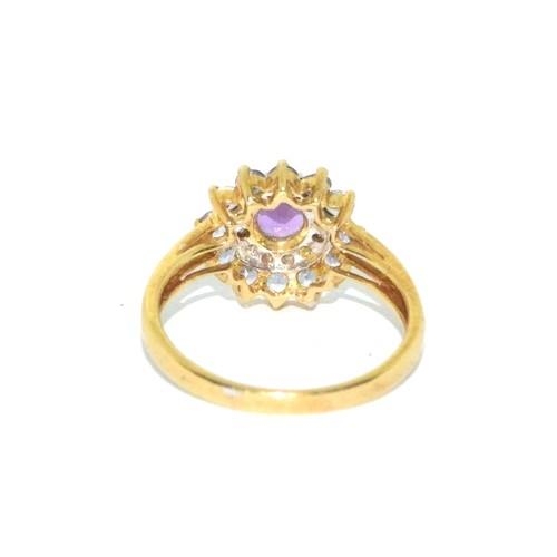 198 - 9ct gold ladies Amethyst cluster ring 2.7g size P