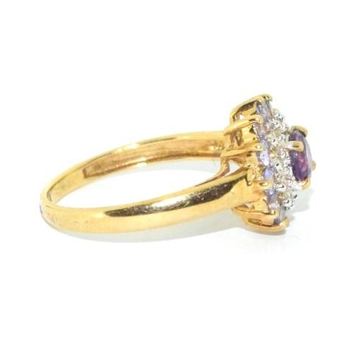 198 - 9ct gold ladies Amethyst cluster ring 2.7g size P