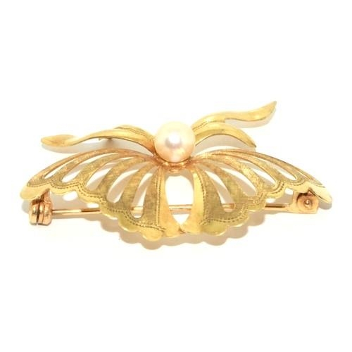 211 - 9ct gold Ribbon shape and pearl brooch 4.5g