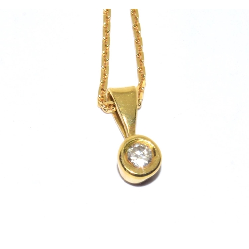 233 - 18ct gold Diamond solitaire pendant necklace of approx 15 points set on a 46cm long chain 