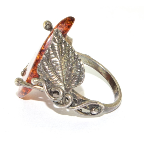 307 - 925 silver Art Nouveau Baltic Amber with leaf design ring size Q