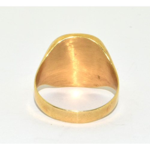 353 - 9ct gold gents good size Jet signet ring 3.5grm size T