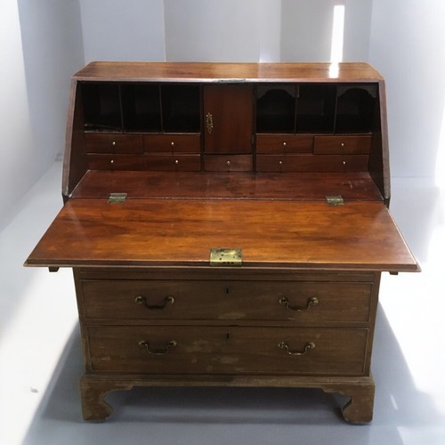 408 - Late Georgian Early 19th Century Mahogany Bureau. Having 4 Graduated Drawers of Oak construction, Br... 