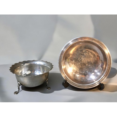 179 - Mappin and Webb Hallmarked Silver London 1900 Paw footed Sugar Bowl and a Sheffield Hallmarked 1961 ... 