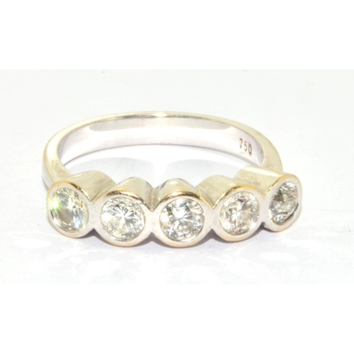 376 - Large 5 stone Diamond in 18ct white gold ring weighing 7.1 grms, each stone measuring approx 4.5mm a... 