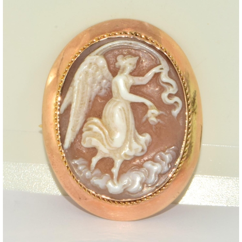 385 - Antique Victorian 9ct gold shell Angel Cameo weighing 5.2 grms 