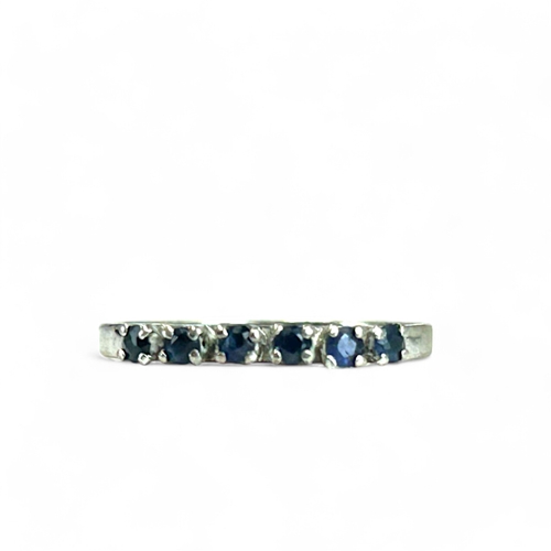 35 - A sterling silver & Sapphire set ring.Size - P/Q.