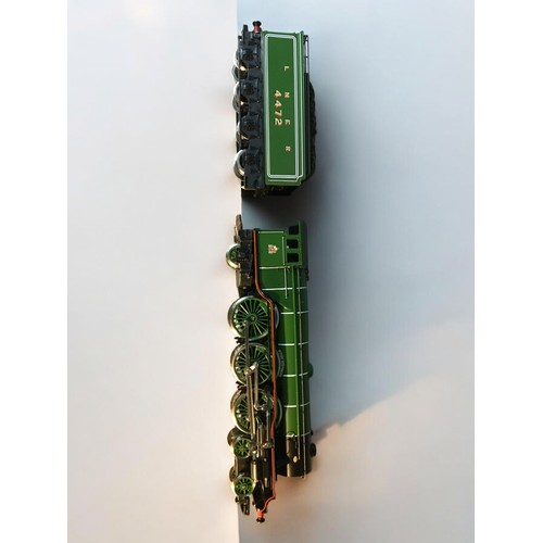 72 - Hornby Railways Boxed R.074 LNER Locomotive 