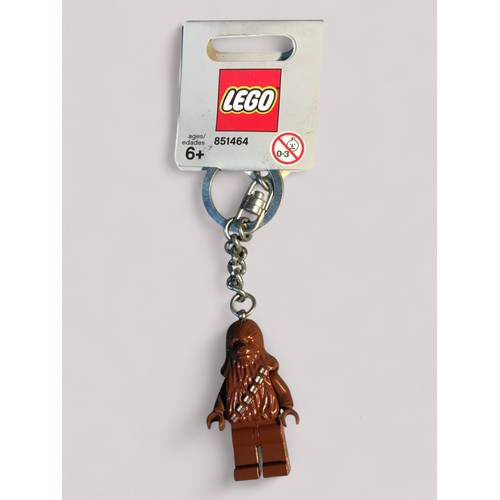 74 - Lego Starwars - Jedi Fighter & Kamino Series 3 (Boxed) and 5 X Lego Keyrings to include Chewbacc... 