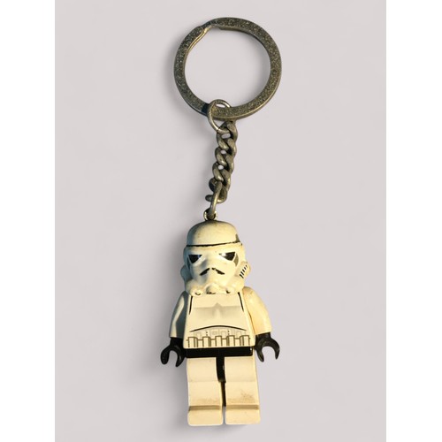 74 - Lego Starwars - Jedi Fighter & Kamino Series 3 (Boxed) and 5 X Lego Keyrings to include Chewbacc... 