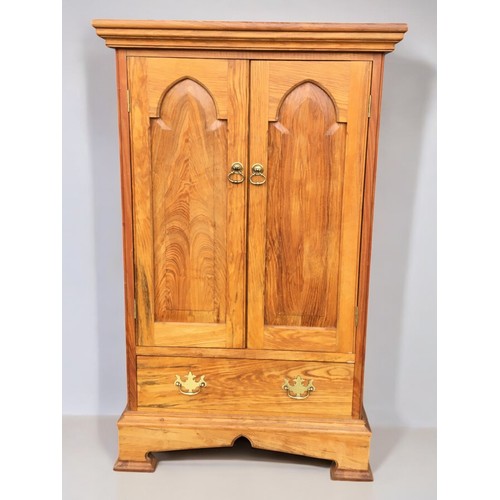 418 - Hand Crafted Honey Oak Cabinet of Nice Proportions for Modern Living. Having cupboard over Single Dr... 