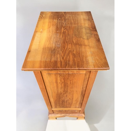 418 - Hand Crafted Honey Oak Cabinet of Nice Proportions for Modern Living. Having cupboard over Single Dr... 