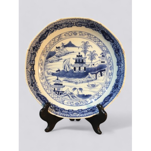 149 - Chinese Blue and White Nanking Cargo Plate. Circa 1800.Dia 21cm