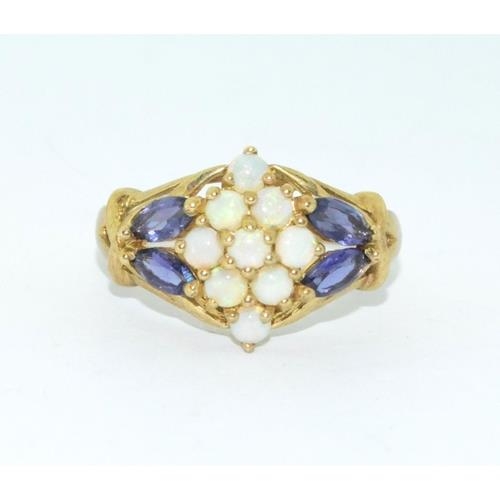 121 - 9ct gold ladies vintage Opal and Amethyst cluster statement ring 4.3g size T