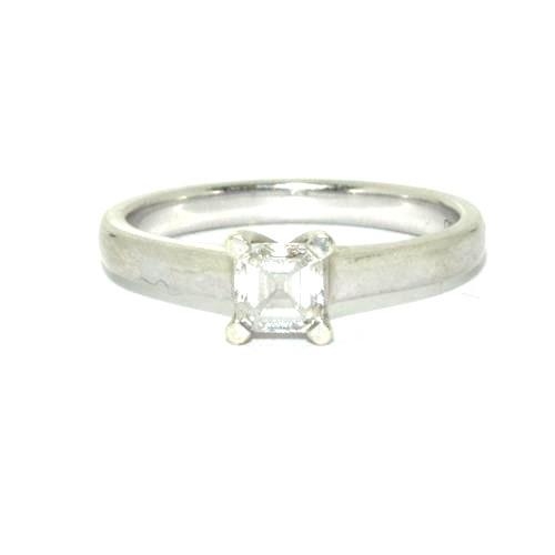 126 - 9ct white gold ladies Princess cut Diamond solitaire ring approx 0.33ct size N