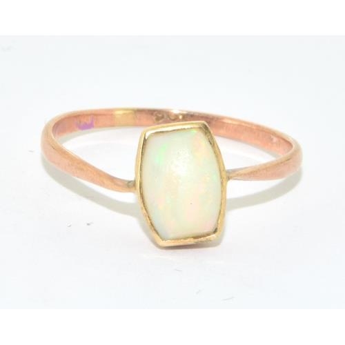 148 - 9ct gold ladies Opal oblong shape single stone ring size N