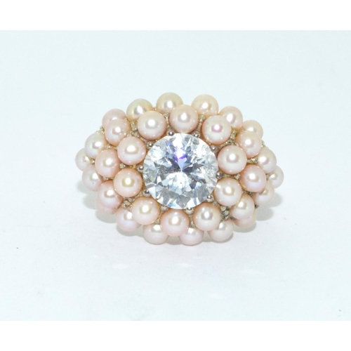 169 - 925 silver ladies pearl cluster with a single set large solitaire centre stone size S