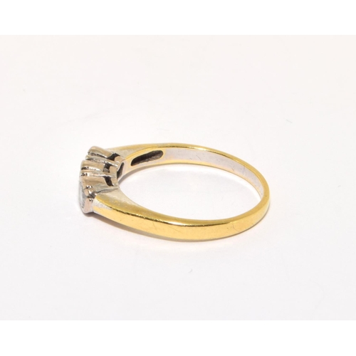 286 - 18ct gold ladies vintage 3 stone old cut Diamond ring of approx 0.25ct size L