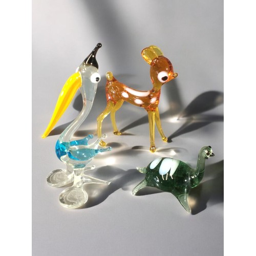 310 - Vintage and Later Lamp work Animals and Art - 37 items in total Mostly Animals but includes a Lamp w... 