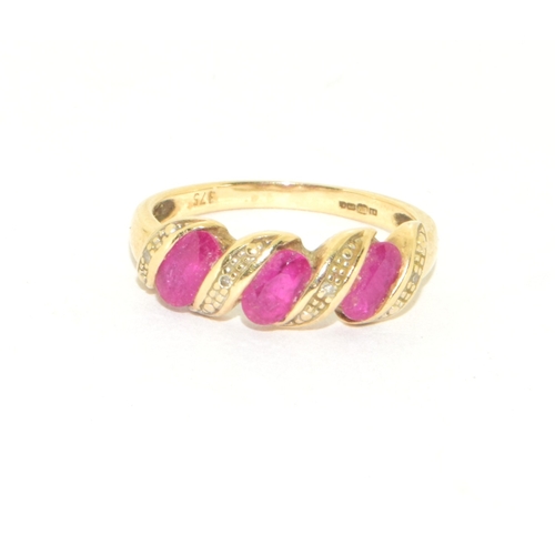 21 - 9ct gold ladies vintage Ruby twist ring accent Diamond size K