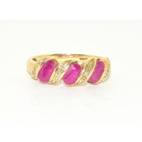 21 - 9ct gold ladies vintage Ruby twist ring accent Diamond size K