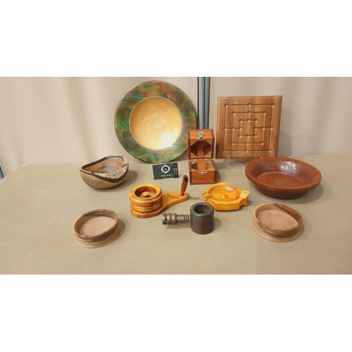 32 - Vintage wooden lot includes a lidded puzzle box, board game, unique ashtray, and a hand-carved pipe ... 