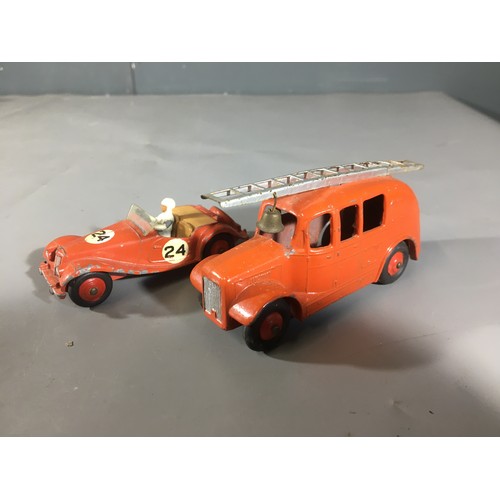 54 - Vintage Cast Metal Dinky Toys - 16 in Total to include Bristol 450, Aston Martin, Packard, Cunningha... 