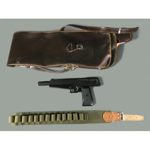 99A - Webley Stinger Pistol .177 BB Gun together with a Shotgun Cartridge Belt and a Gun Case. Working may... 