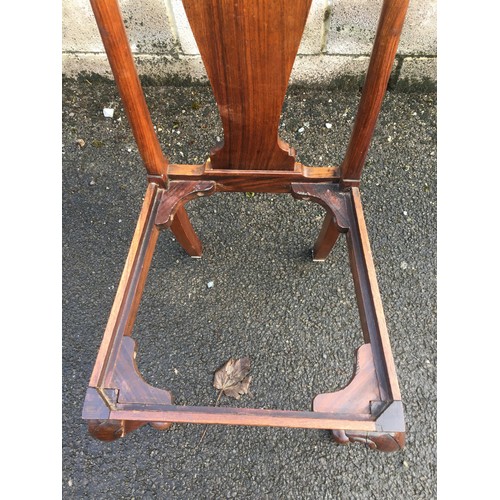 377 - Set of 6 Vintage Queen Anne Style Dining Chairs. Doweled Joints. Rosewood Type Wooden Construction.