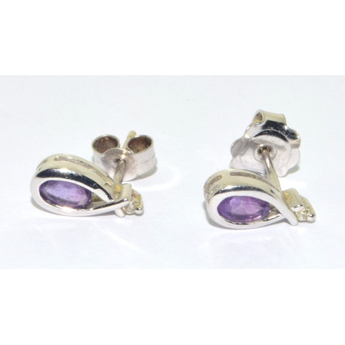 113 - 9ct white gold Amethyst pendant necklace with matching 9ct white gold ear studs on a 44cm 9ct white ... 